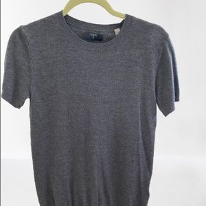 Tahari cashmere blend shirt sleeve top. Perfect for the spring.